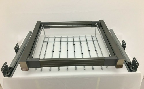 Pull out wardrobe trouser rack - out,
